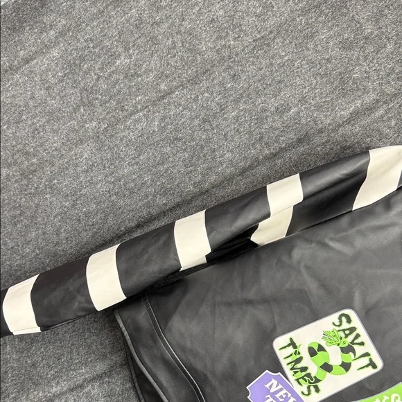 Beetlejuice Black Jacket - Picture 6 of 11